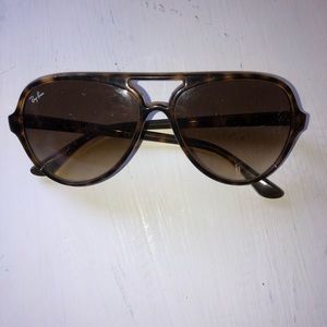Authentic Ray-Ban Cats 5000 Classic Sunglass